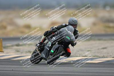 media/Nov-15-2025-Race Pace (Sat) [[8de605a2d8]]/Non Verified Riders (1st 20 Minutes)/Turn 4 (1010am)/